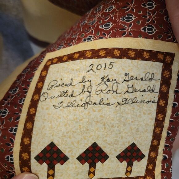 Horse-Themed Quilt with Black and Brown Accents - Picture 4 of 5